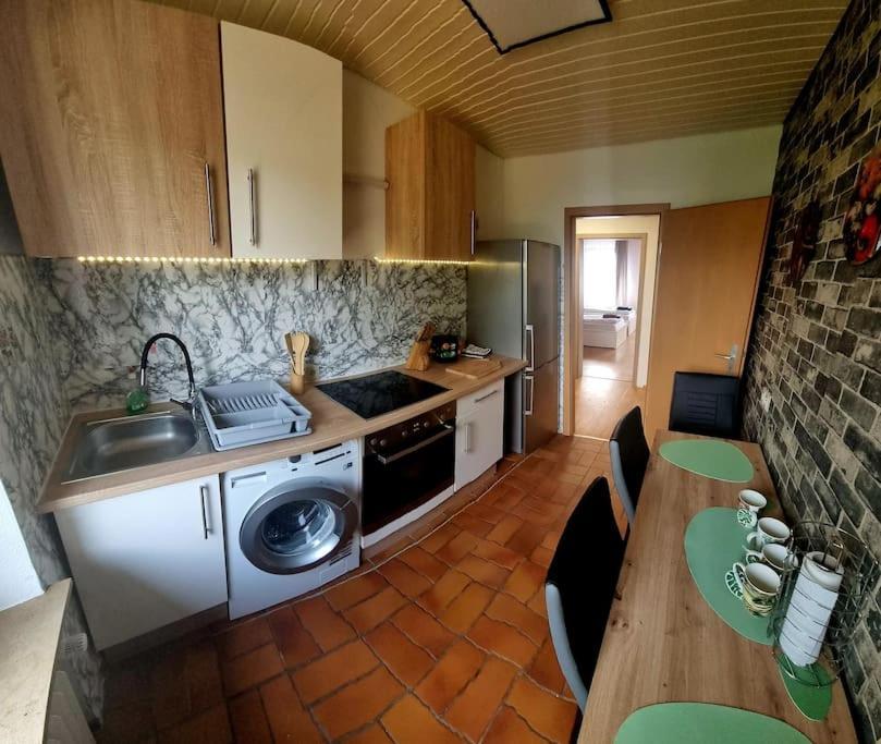Schoene, Gemuetliche Wohnung, Voll Ausgestattet วุปปาทัล ภายนอก รูปภาพ